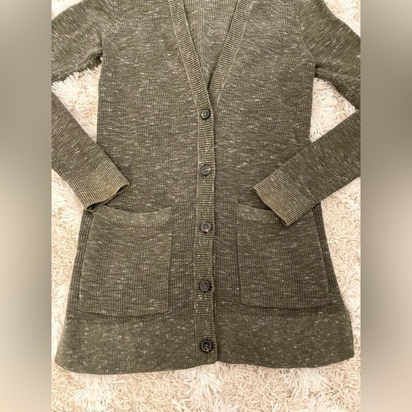 Abercrombie & Fitch Cardigan Size XS Olive Green Button Up Cardigan Sweater - Picture 3 of 5